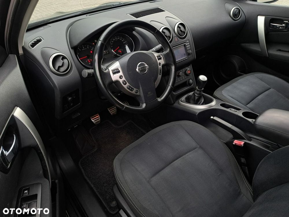 Nissan Qashqai - 13