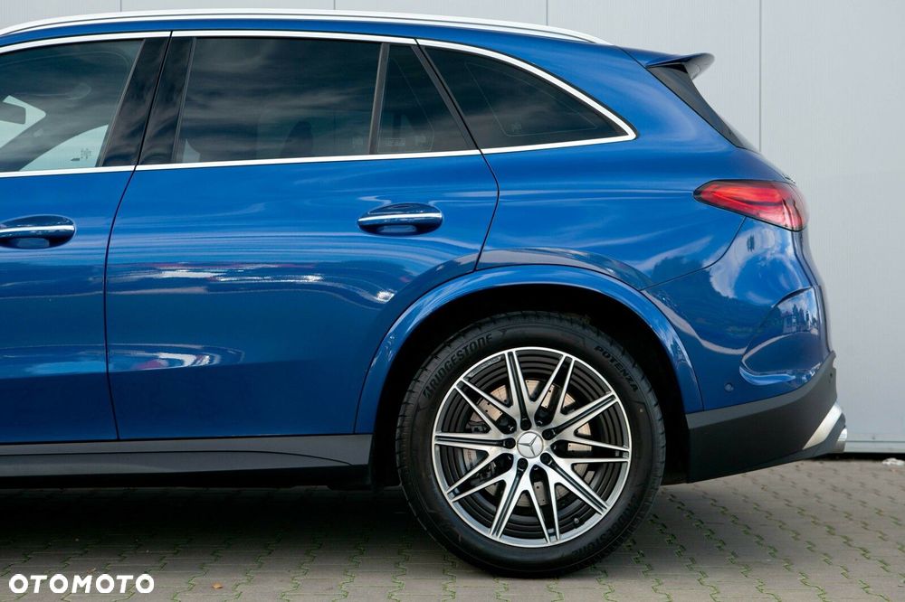 Mercedes-Benz GLC - 14