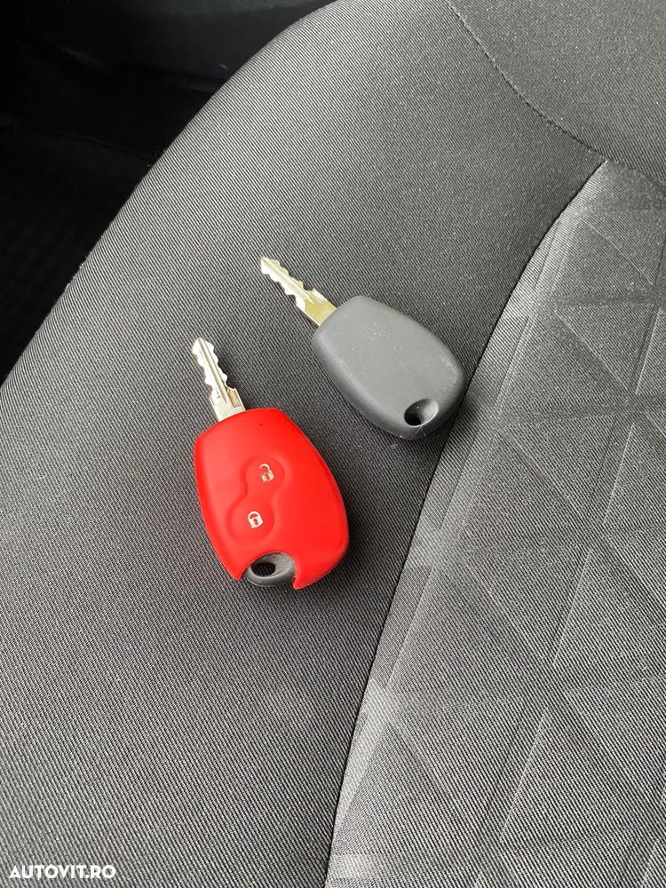 Dacia Duster 1.6 16V 105 4x2 Laureate - 10