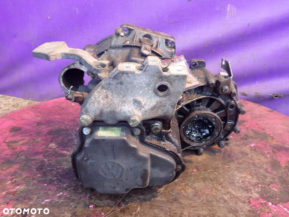 SKODA OCTAVIA II SKRZYNIA BIEGÓW  BKC / GQQ - 4