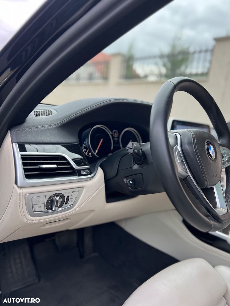 BMW Seria 7 730d - 10