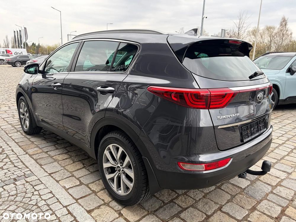 Kia Sportage 2,0 CRDI AWD Platinum - 6