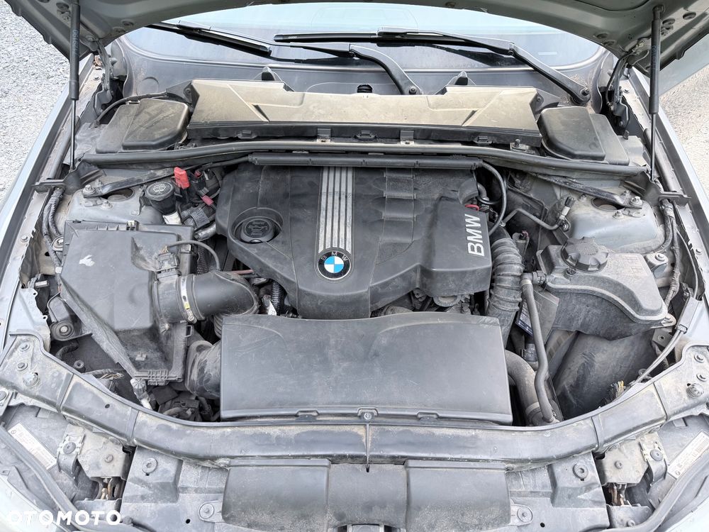 BMW Seria 3 318d DPF - 17