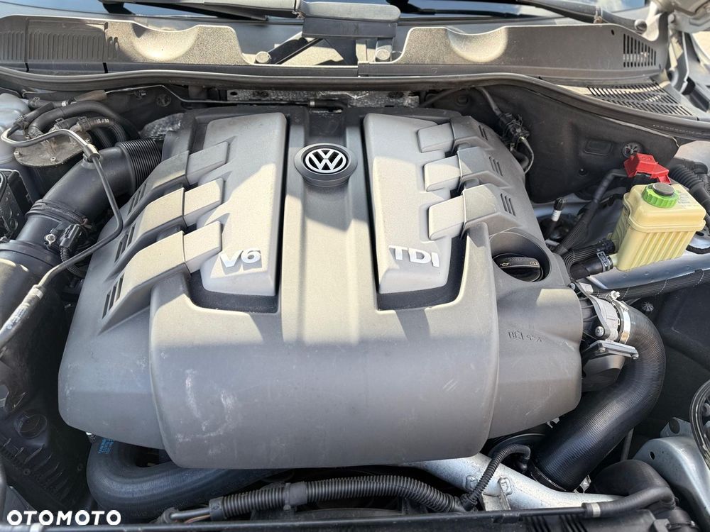 Volkswagen Touareg 3.0 V6 TDI DPF Tiptr - 12