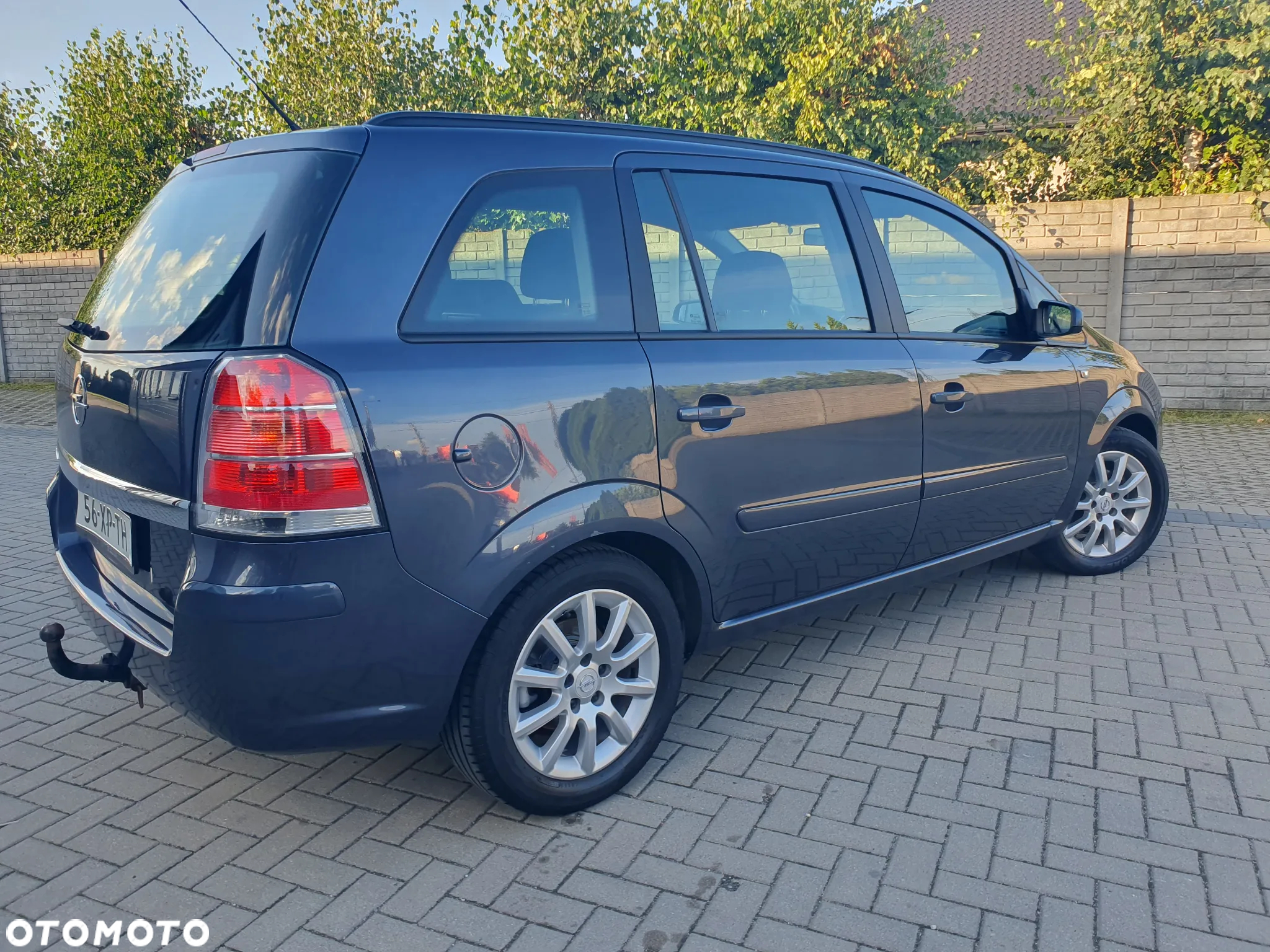 Opel Zafira - 10
