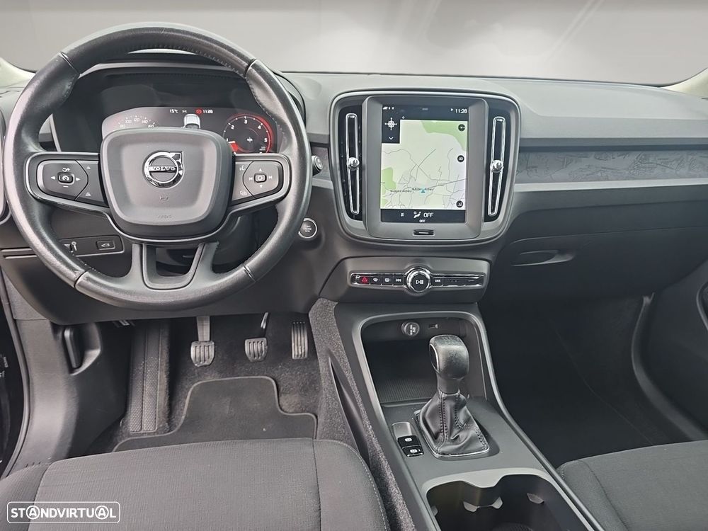 Volvo XC 40 2.0 D3 - 10