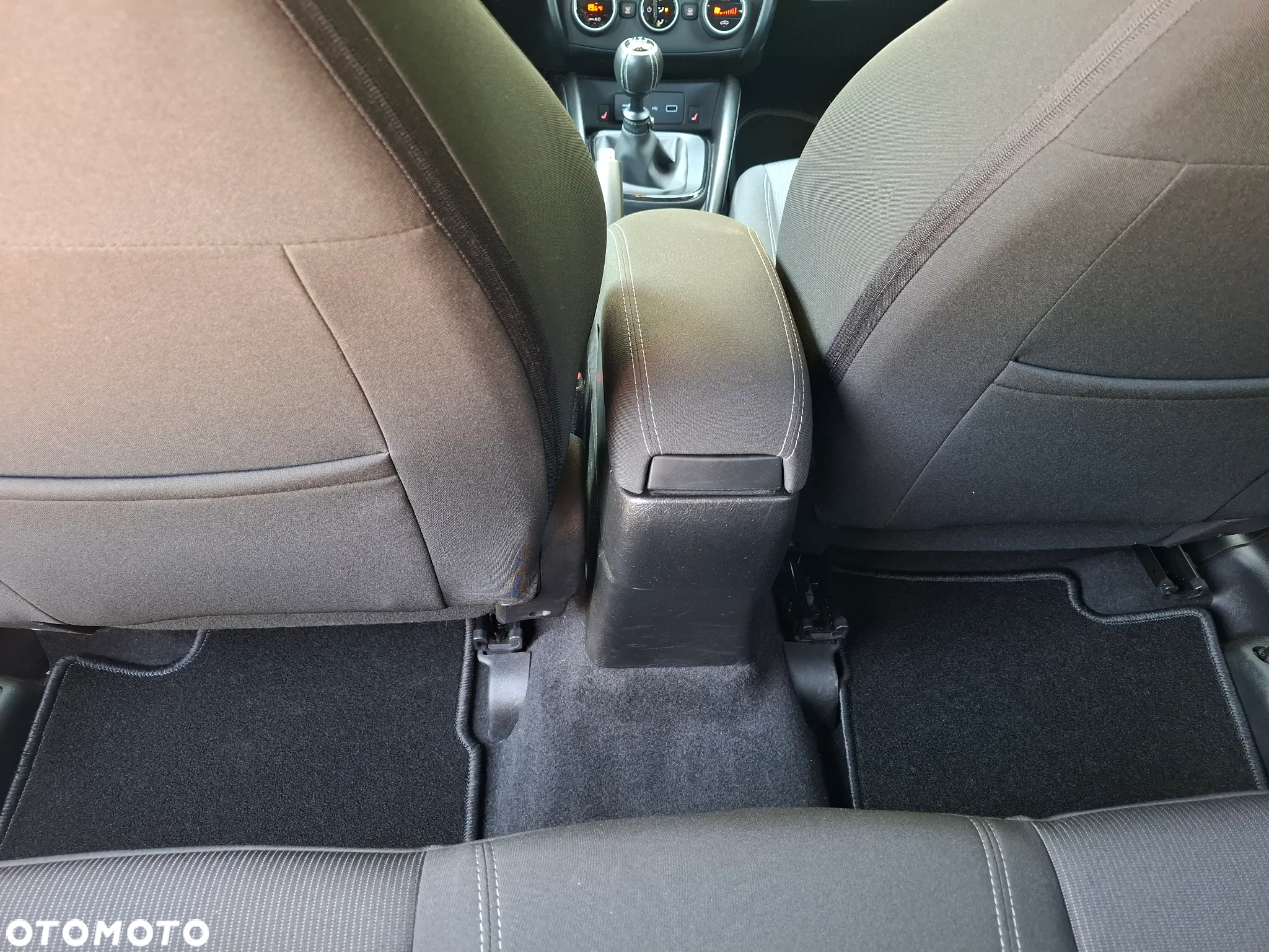 Fiat Tipo 1.4 T-Jet 16v Sport - 28