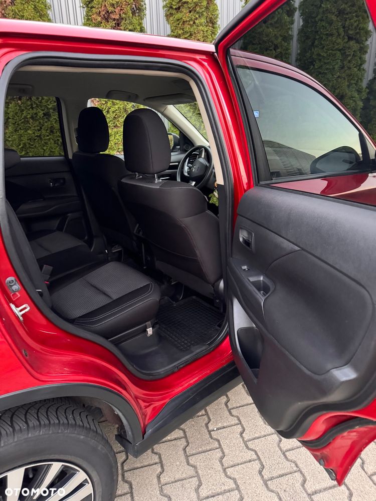 Mitsubishi Outlander - 23