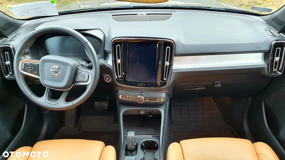 Volvo XC 40 T3 Momentum Pro - 15