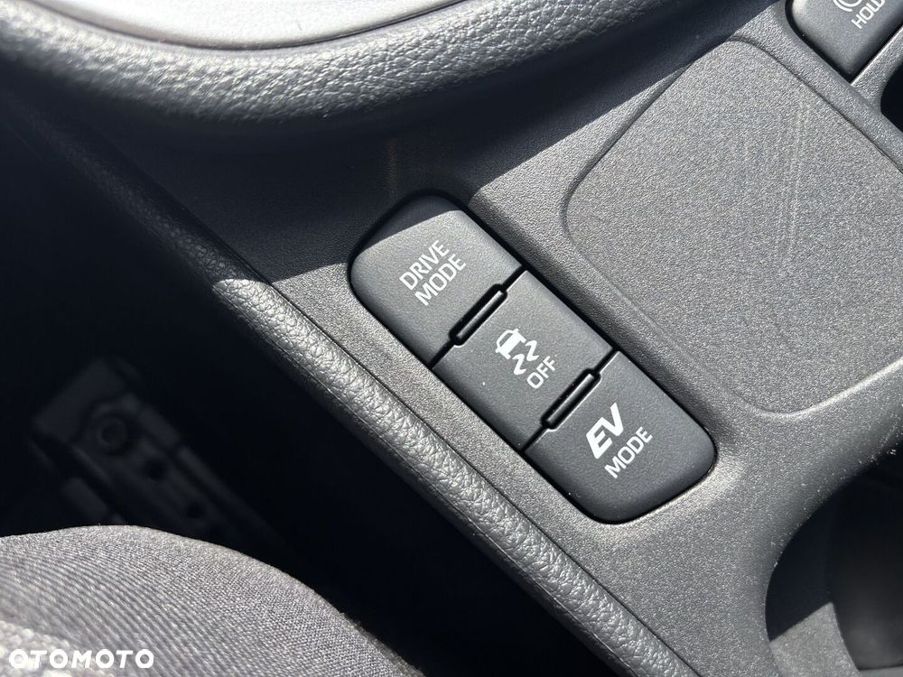 Toyota Yaris Hybrid 1.5 Comfort - 31