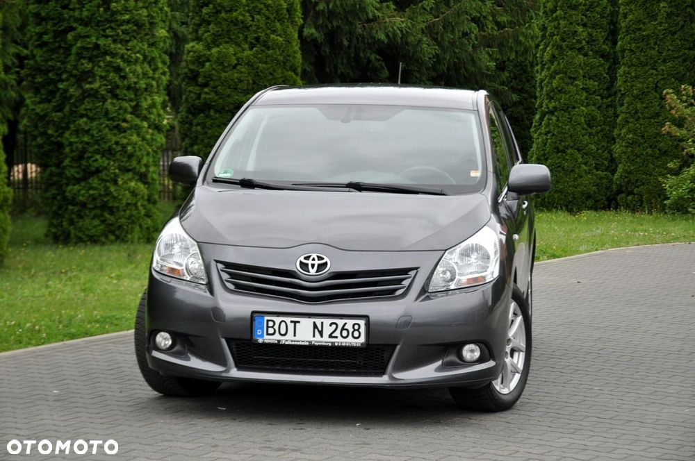 Toyota Verso - 8