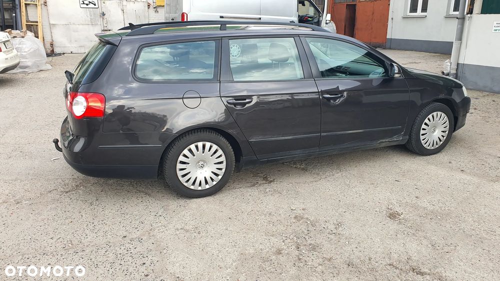 Volkswagen Passat 2.0 TDI Comfortline Optimum DSG - 13