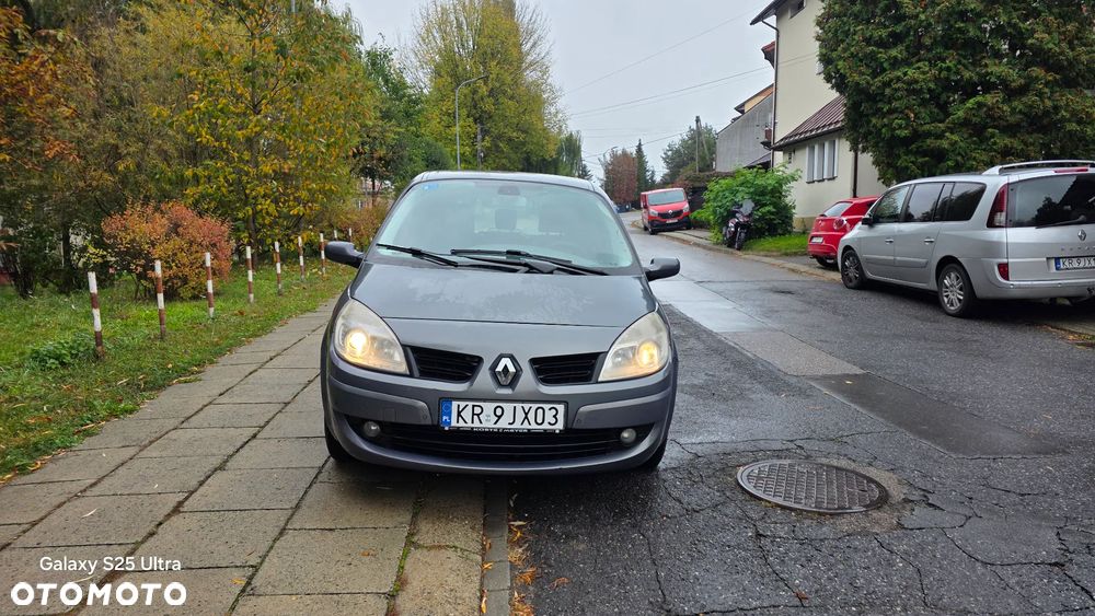 Renault Scenic - 8