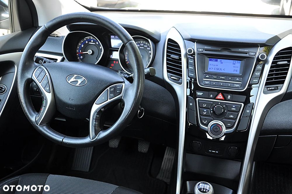 Hyundai i30 1.6 GDI Premium - 21