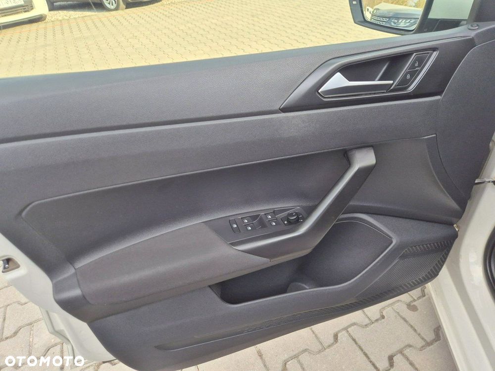 Volkswagen Polo 1.0 TSI Life - 34