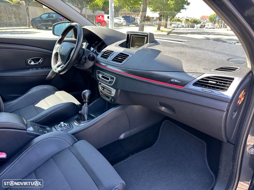 Renault Mégane Sport Tourer 1.5 dCi GT Line SS - 43