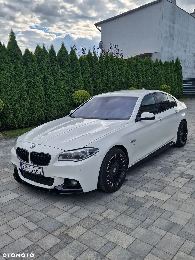 BMW Seria 5 530d xDrive - 9