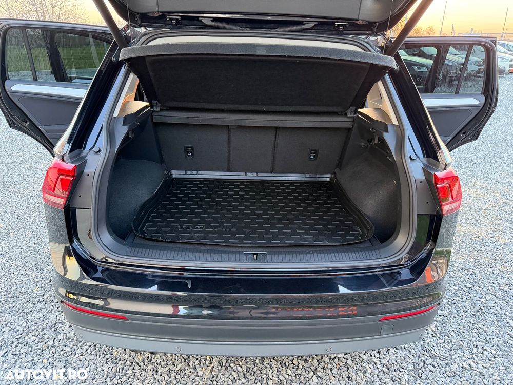 Volkswagen Tiguan 2.0 TDI SCR DSG Comfortline - 17