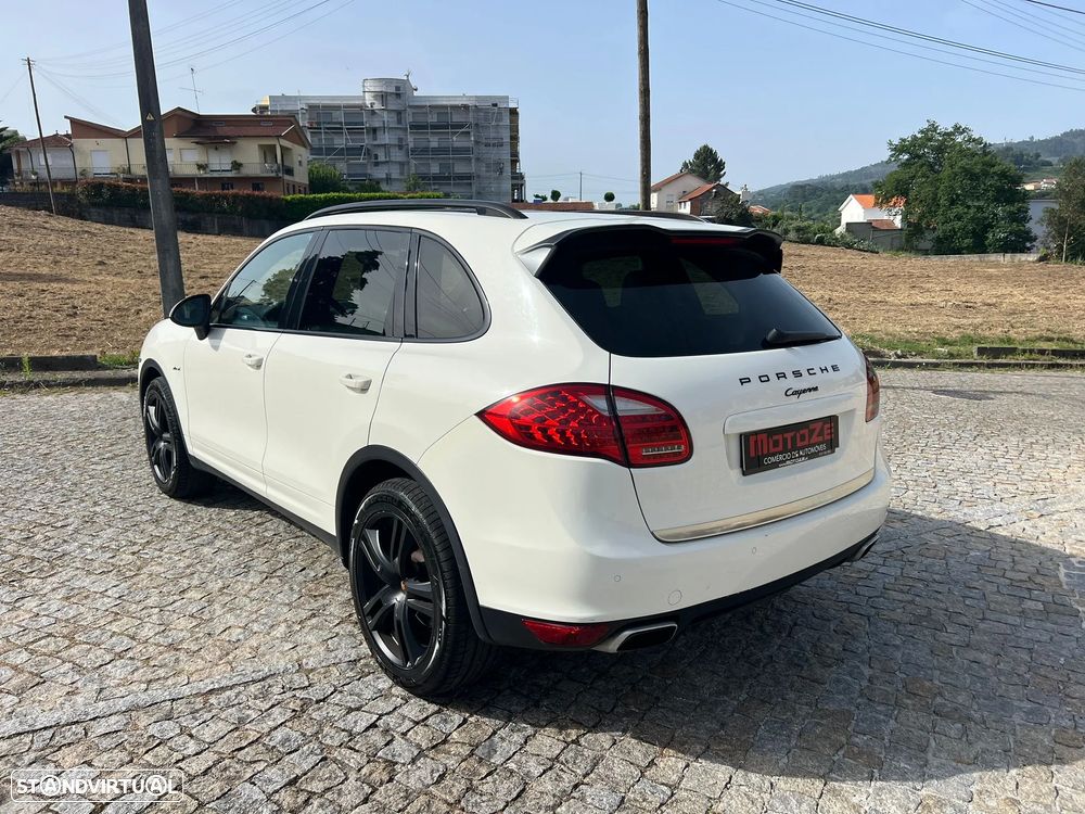 Porsche Cayenne Tiptronic S - 3