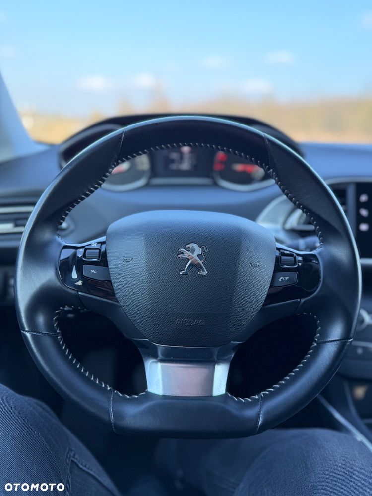 Peugeot 308 1.2 PureTech GPF Allure Pack S&S - 36