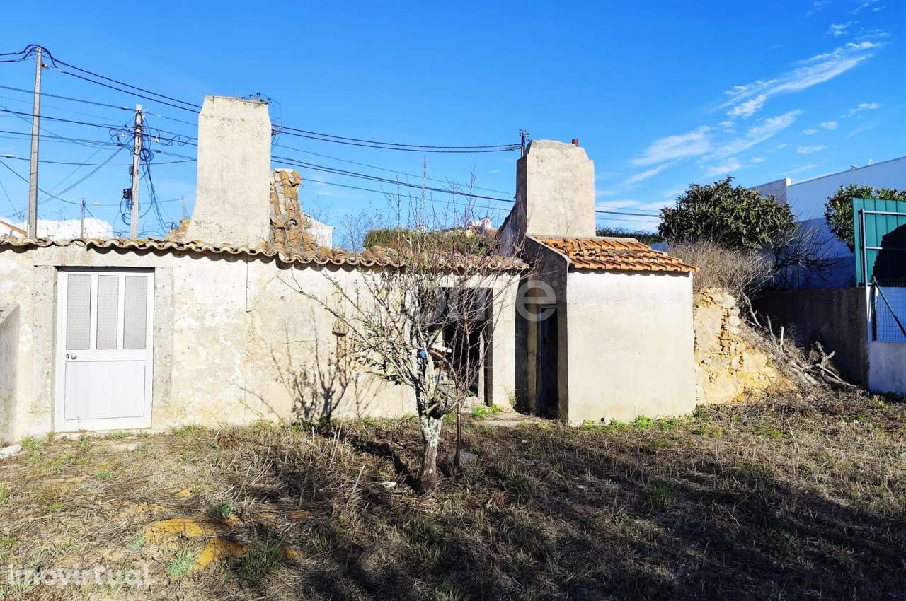 Oportunidade Única na Serra da Azóia – Ruína com Projeto - Grande imagem: 4/15