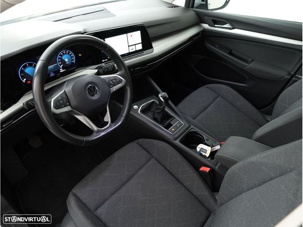 VW Golf Variant 2.0 TDi Conceptline - 23