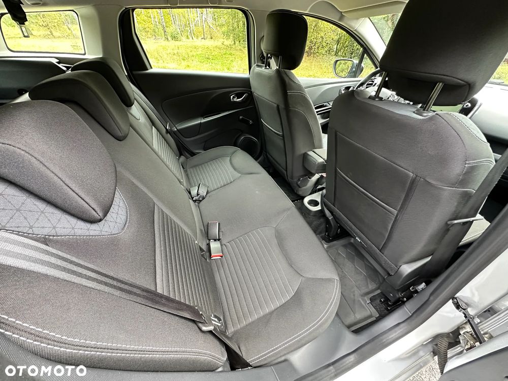 Renault Clio Grandtour (Energy) TCe 90 Bose Edition - 17