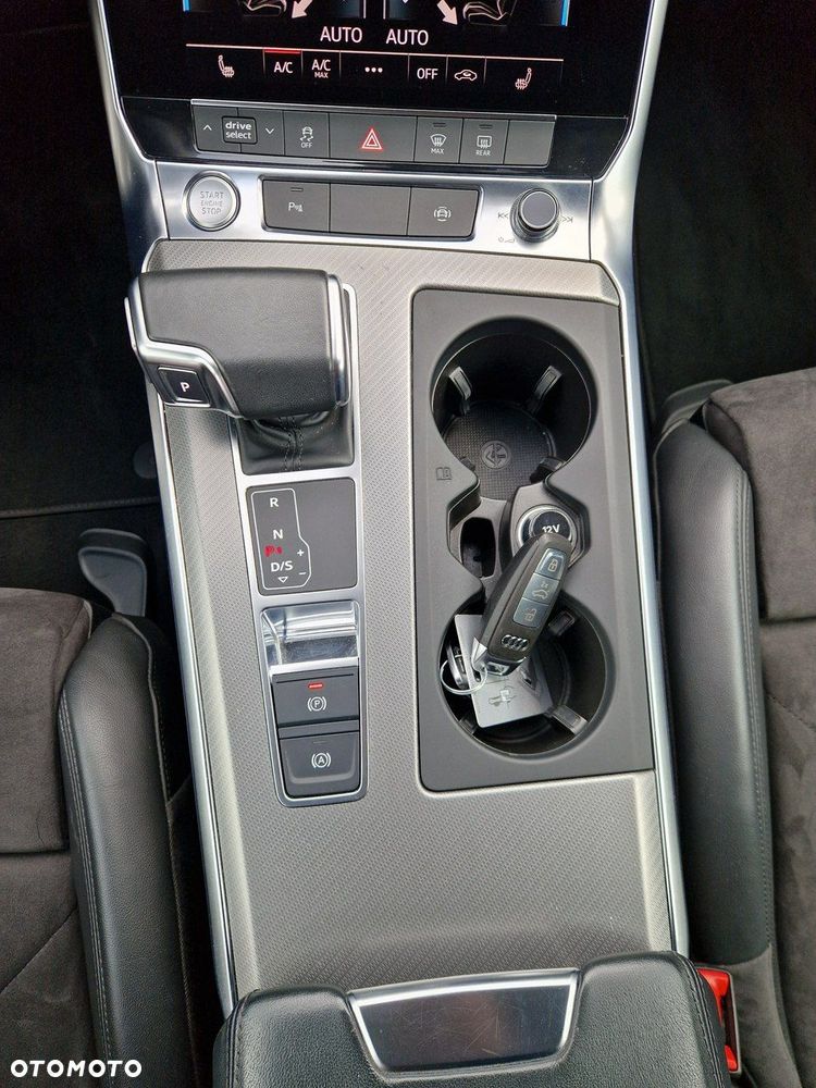 Audi A6 Avant - 22