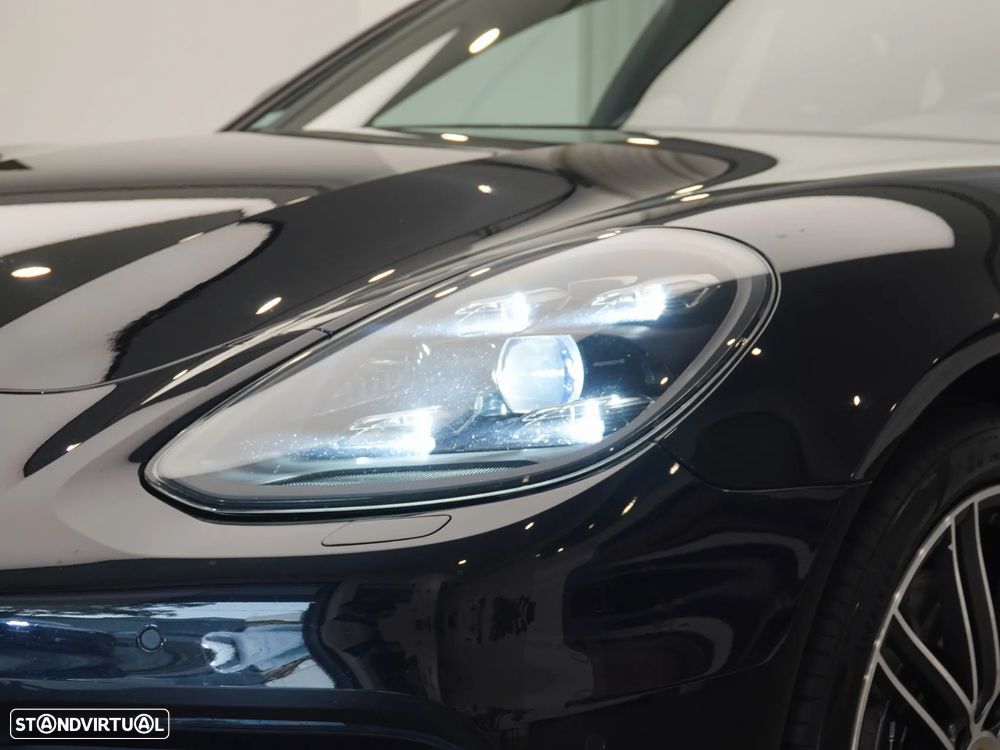 Porsche Panamera 4 E-Hybrid - 19