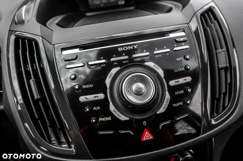 Ford Kuga 1.6 EcoBoost 4x4 Titanium - 30