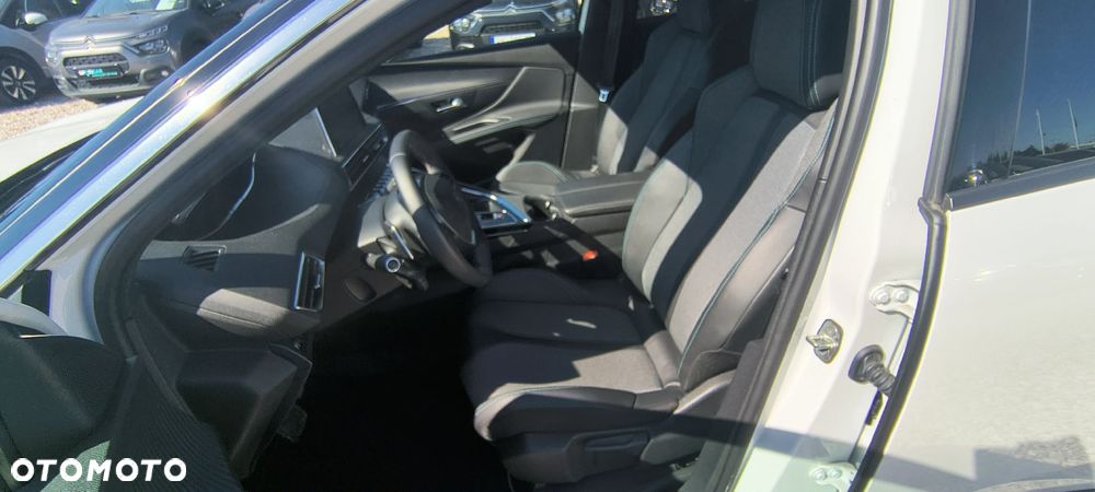 Peugeot 3008 1.5 BlueHDi Allure Pack S&S EAT8 - 9