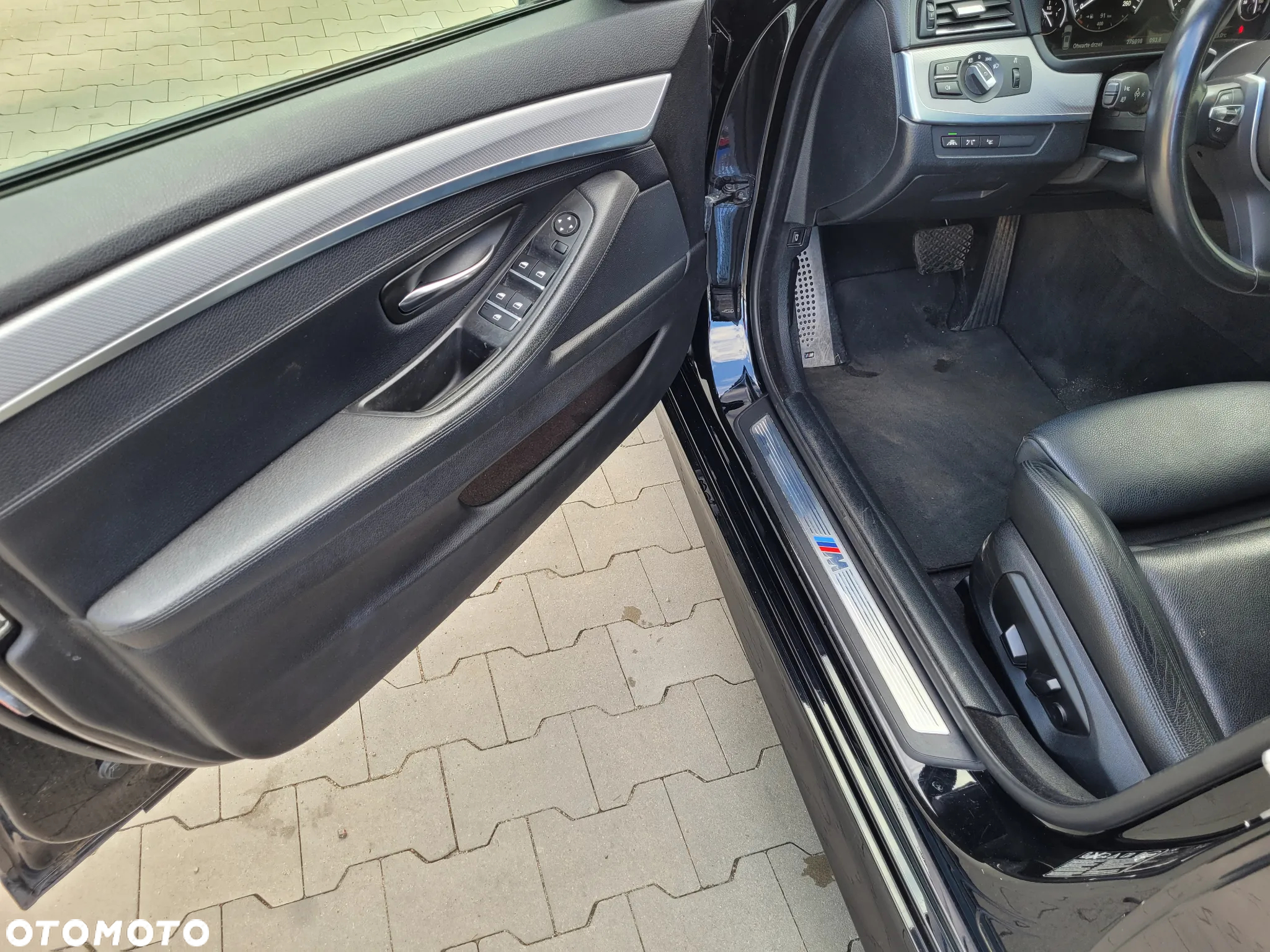 BMW Seria 5 530d xDrive Touring - 20