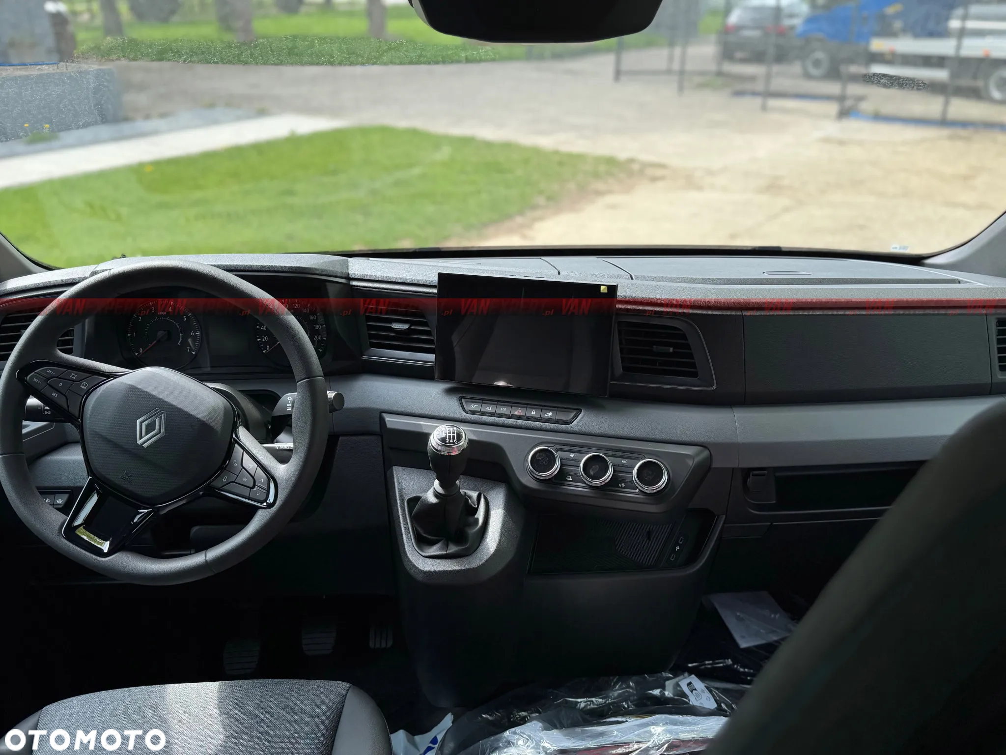 Renault MASTER BRYGADÓWKA SREBRNA L3H2 - 7