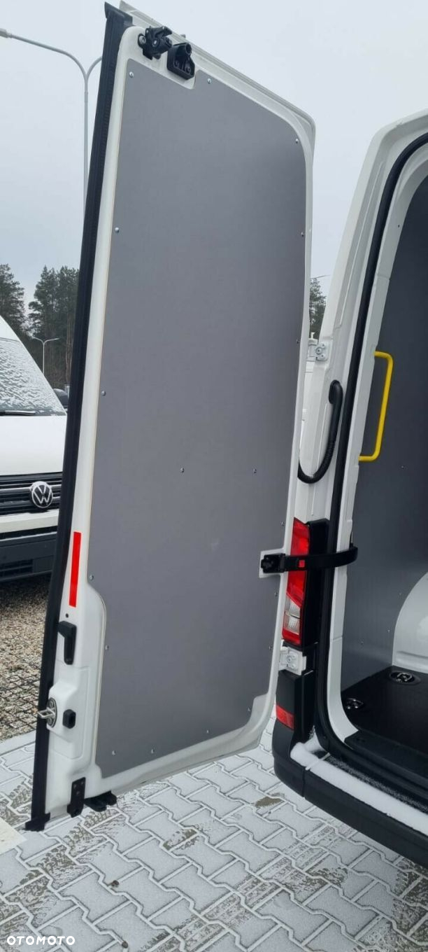 Volkswagen Crafter - 10