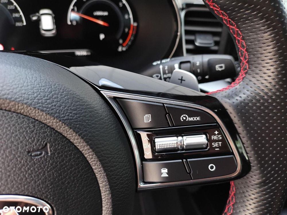 Kia ProCeed 1.6 T-GDI GT DCT - 15