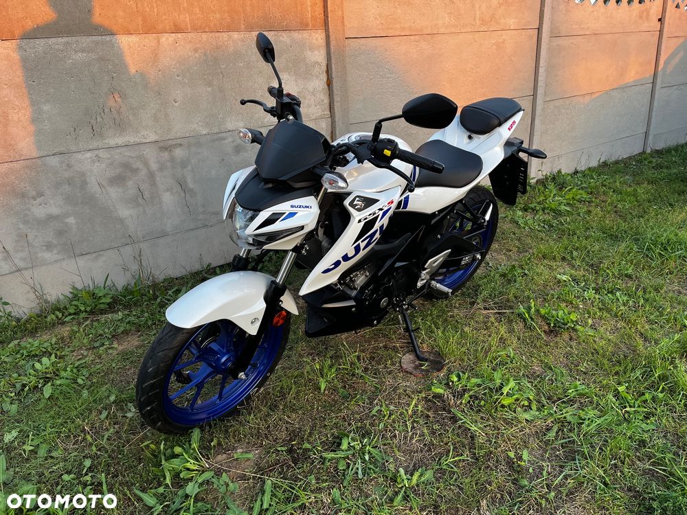 Suzuki GSX - 7