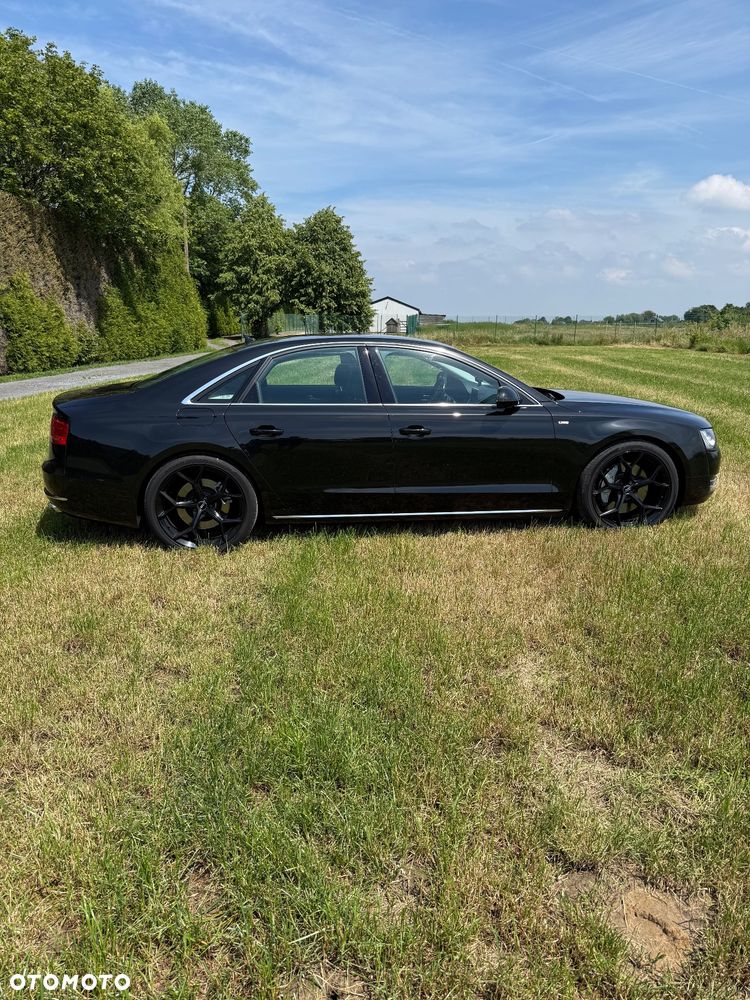 Audi A8 - 2