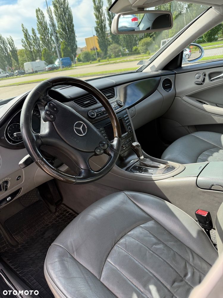 Mercedes-Benz CLS - 12