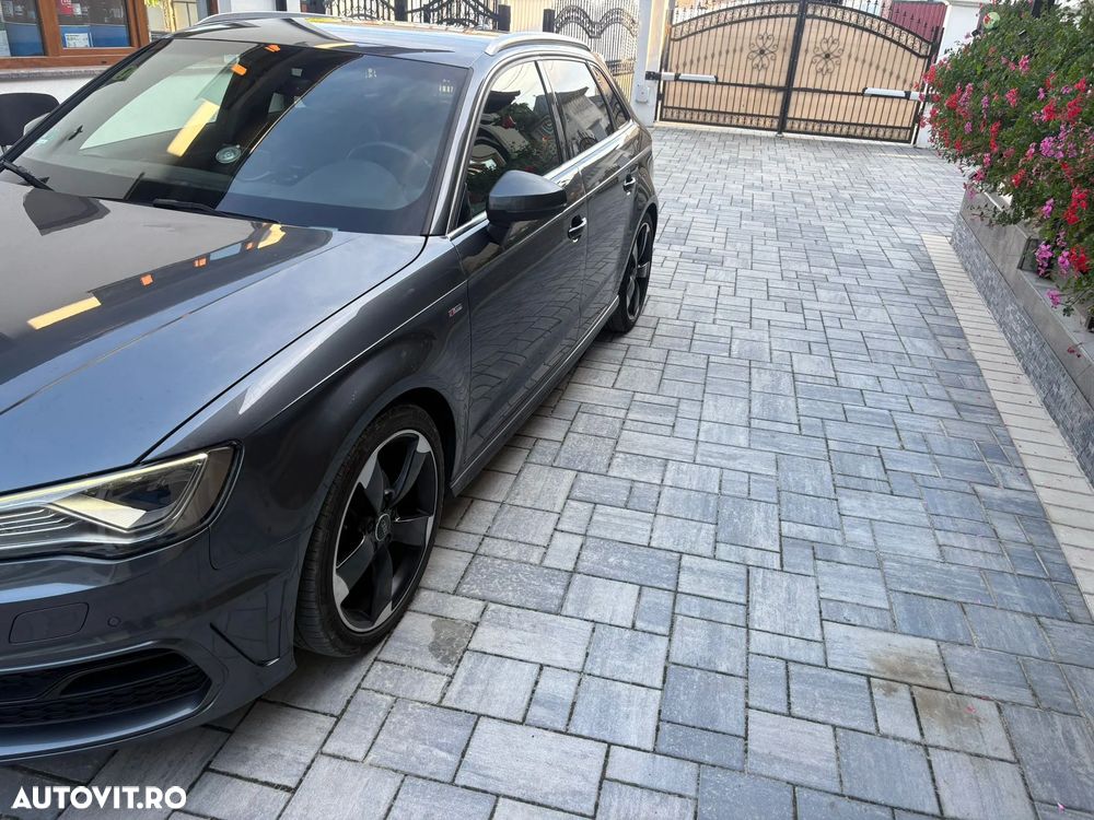 Audi A3 Sportback 2.0 TDI S tronic S line Sportpaket - 12