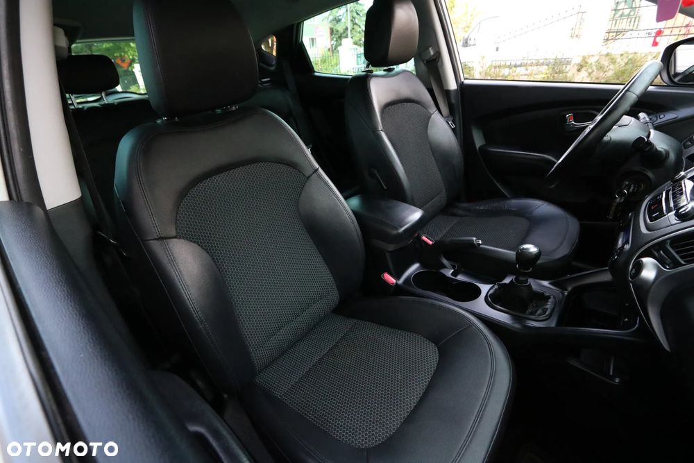 Hyundai ix35 2.0 CRDi Premium 4WD - 14