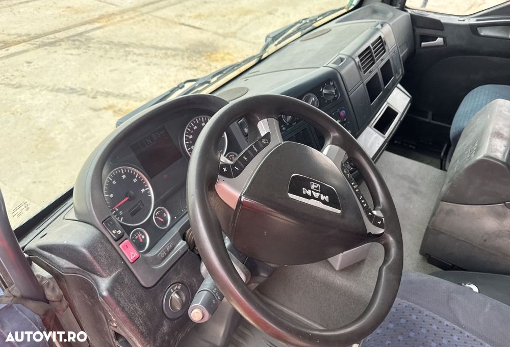 MAN 32.360 8x4 Autobetoniera - 8