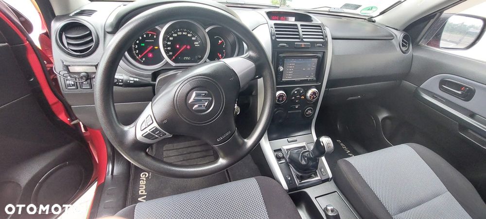 Suzuki Grand Vitara - 8