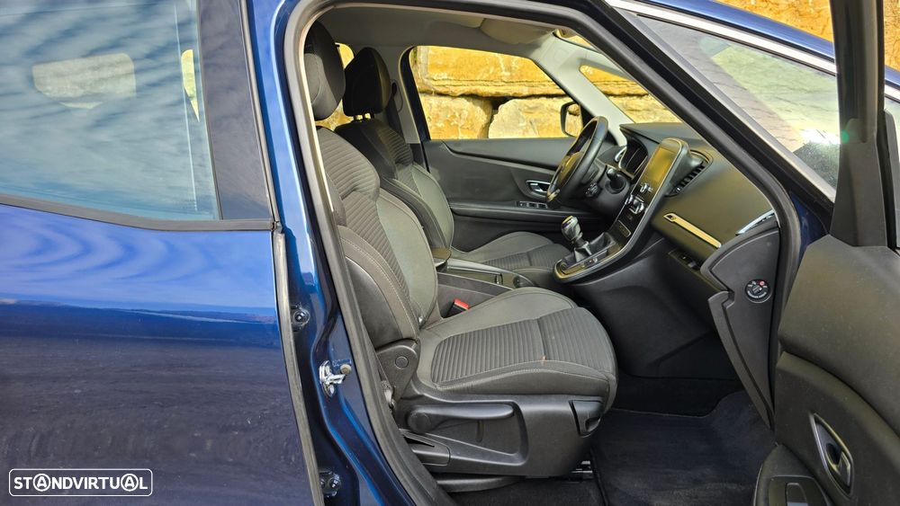 Renault Grand Scénic - 35