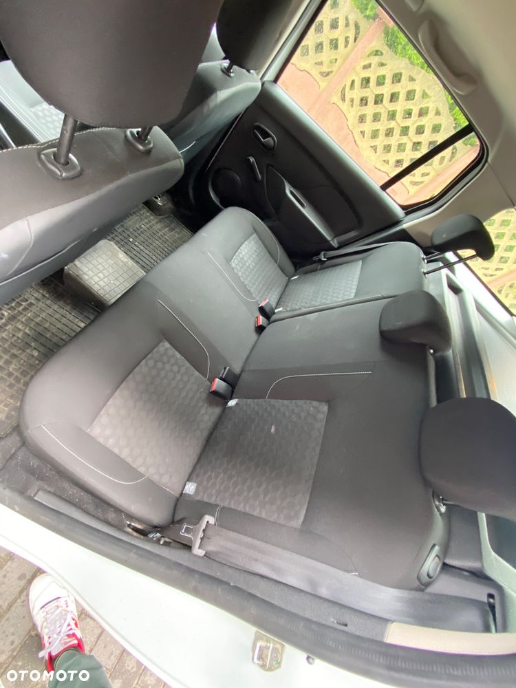 Dacia Logan - 11