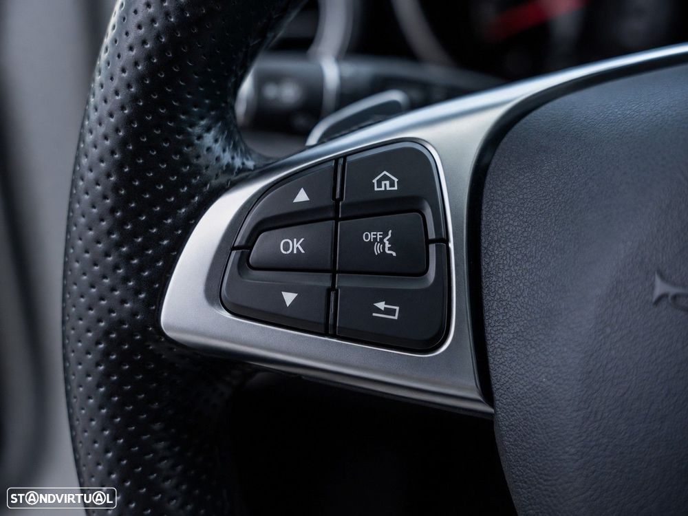 Mercedes-Benz C 220 BlueTEC AMG Line Aut. - 24