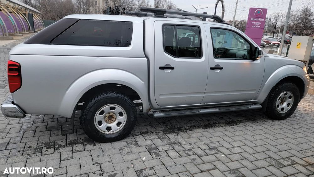 Nissan Navara 2.5 dCi DPF 4X4 Double Cab XE - 2
