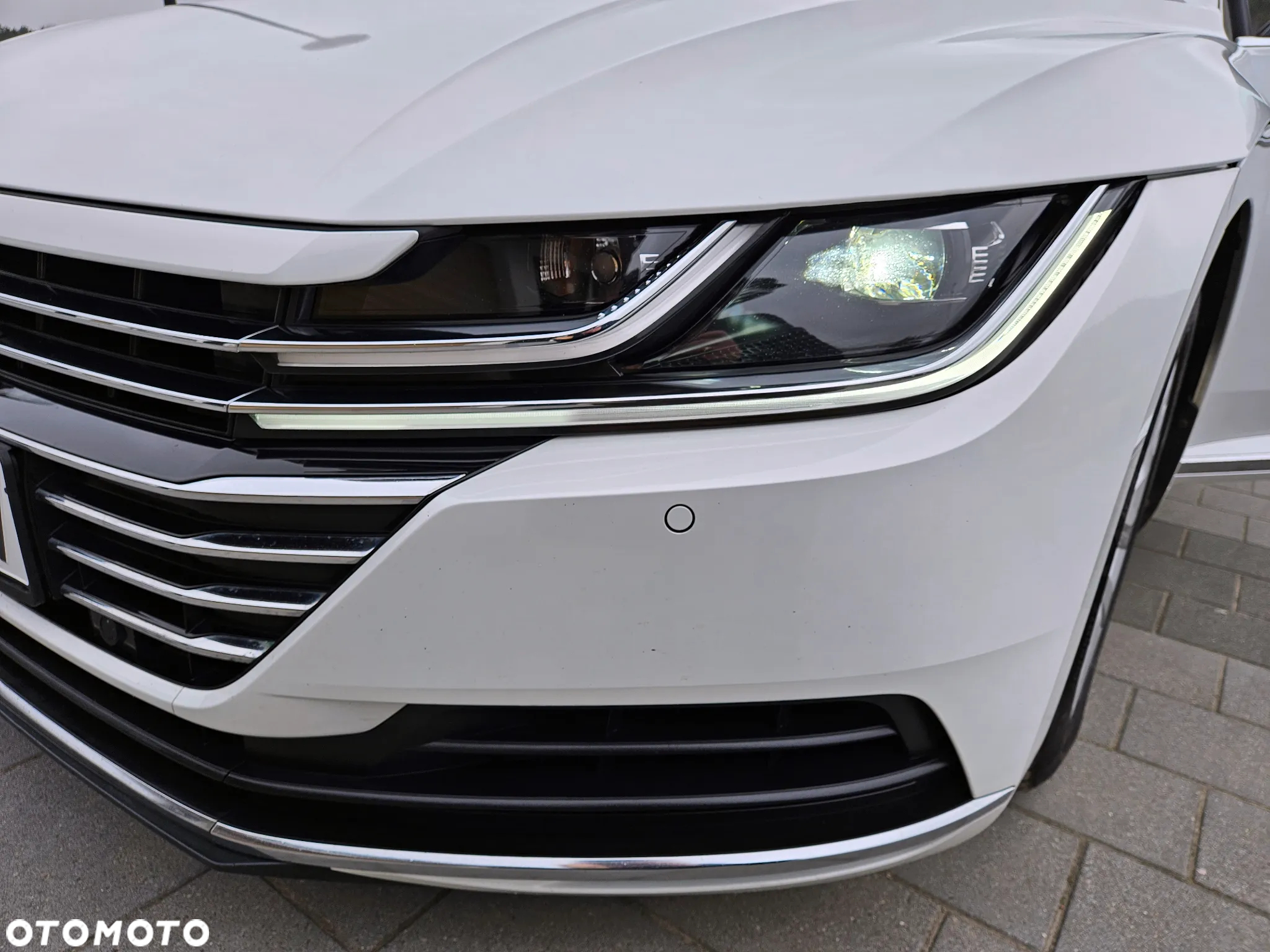 Volkswagen Arteon 2.0 TDI Bi-Turbo SCR 4Mot Elegance DSG - 29