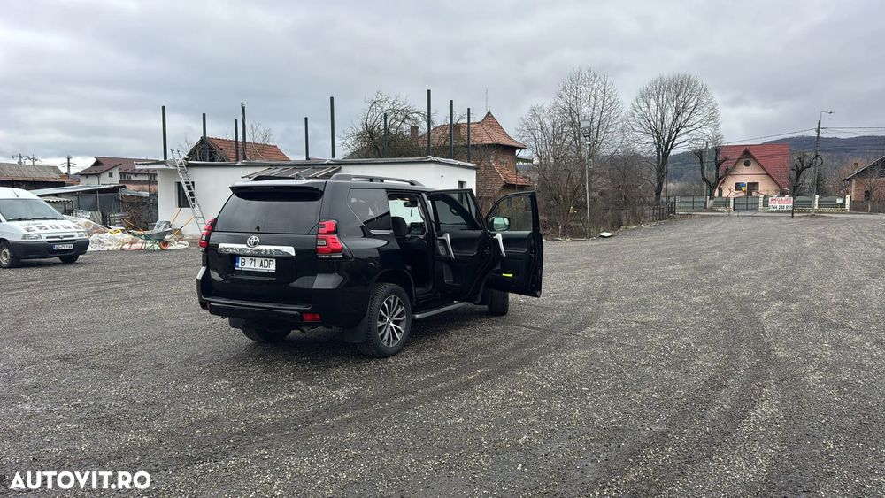 Toyota Land Cruiser 2.8l D-4D 204 CP A/T 7 locuri Luxury AVS - 16