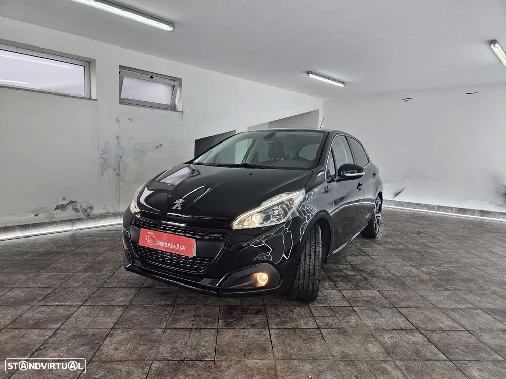 Peugeot 208 1.2 PureTech GT Line EAT6 - 5