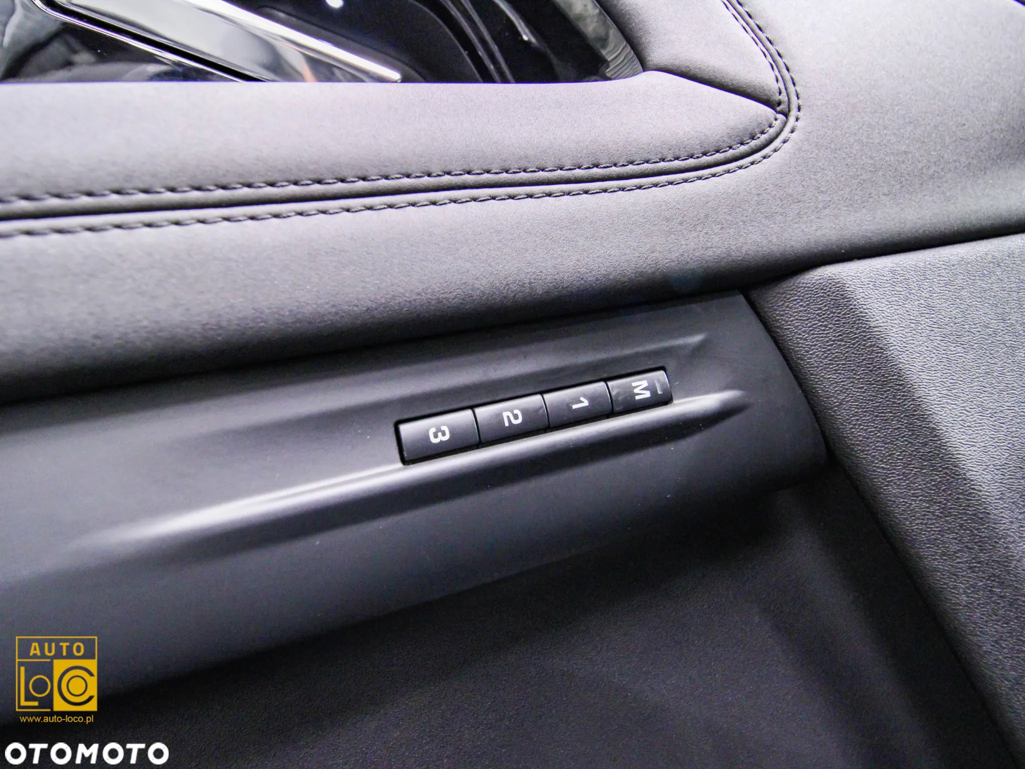 Land Rover Range Rover Evoque P200 R-Dynamic HSE - 34